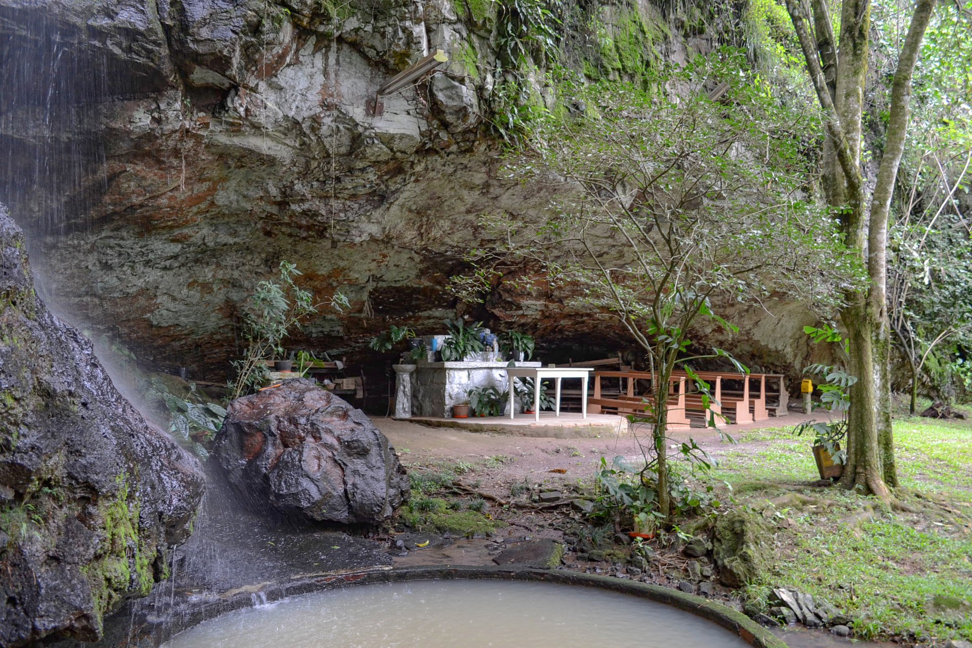 Foto de Gruta Nossa Senhora de Lourdes