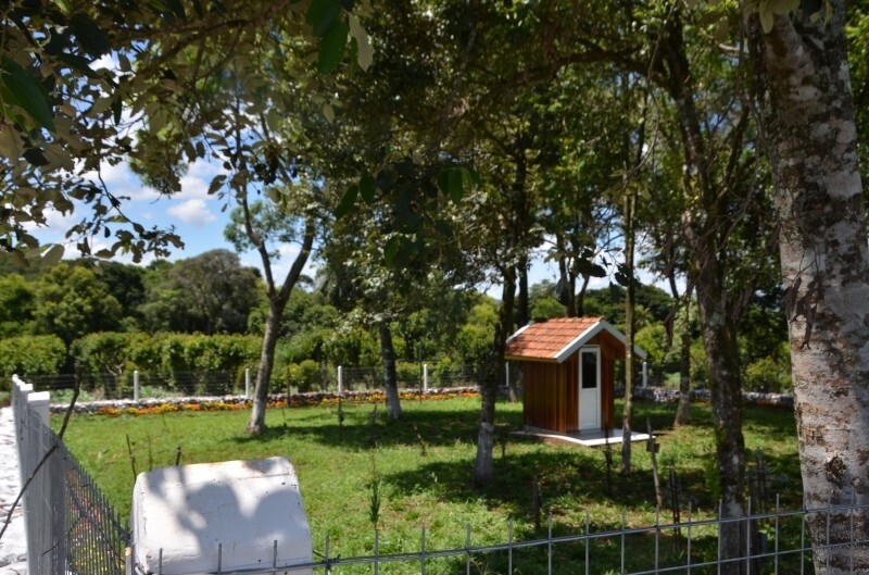Artesanato Polonês e Cemitério Polonês